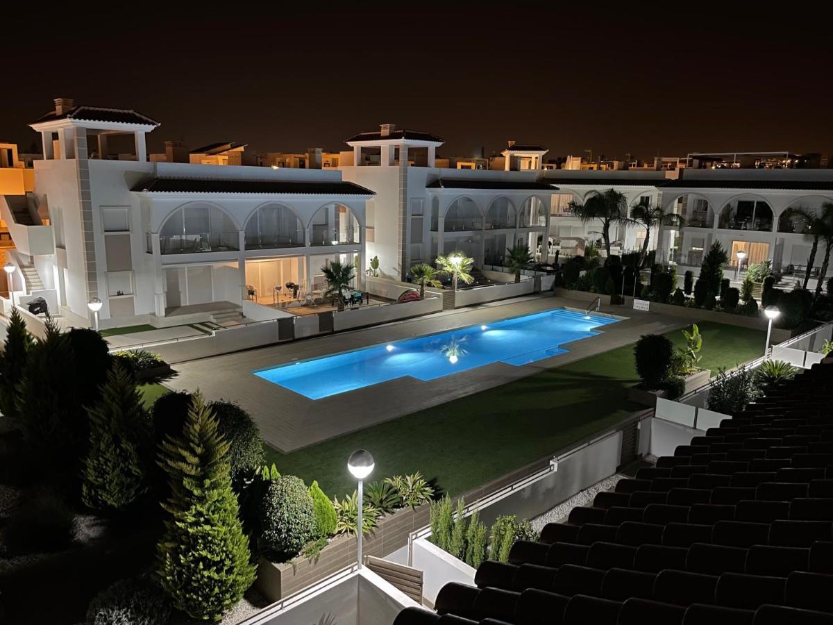 Fortuna Penthouse With Roof Terrace, Ac And Pool Rojales Exteriör bild